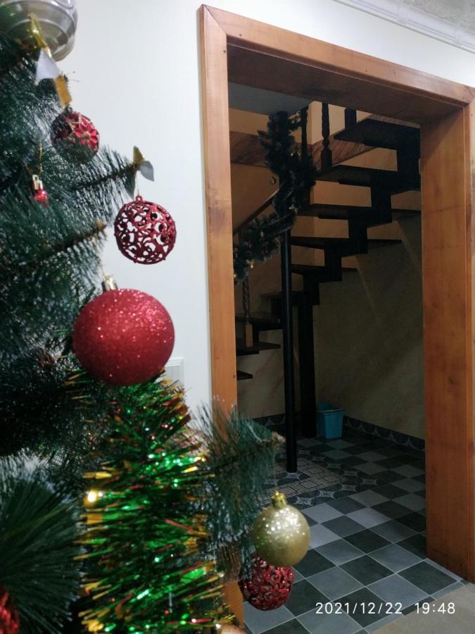 Nestg Guest House Pilipets Ngoại thất bức ảnh