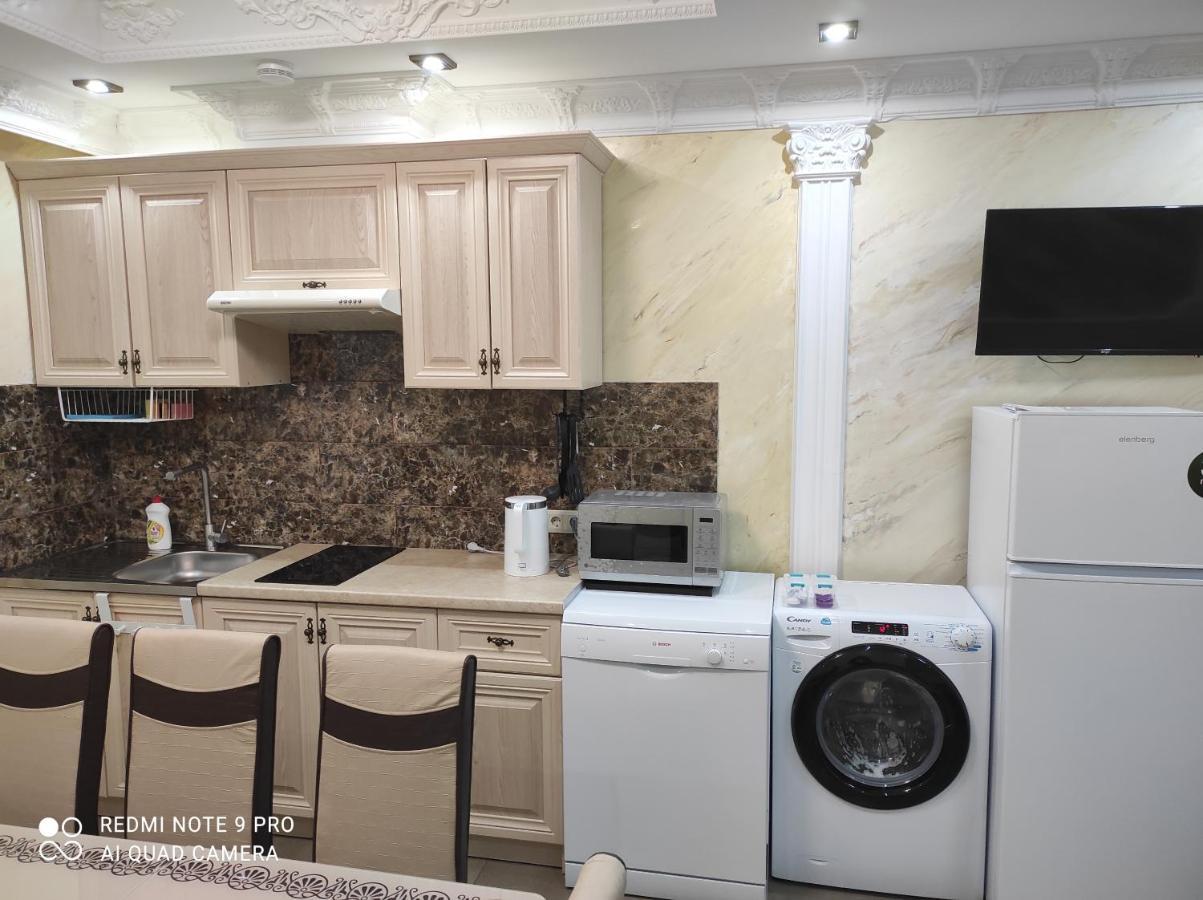 Nestg Guest House Pilipets Ngoại thất bức ảnh