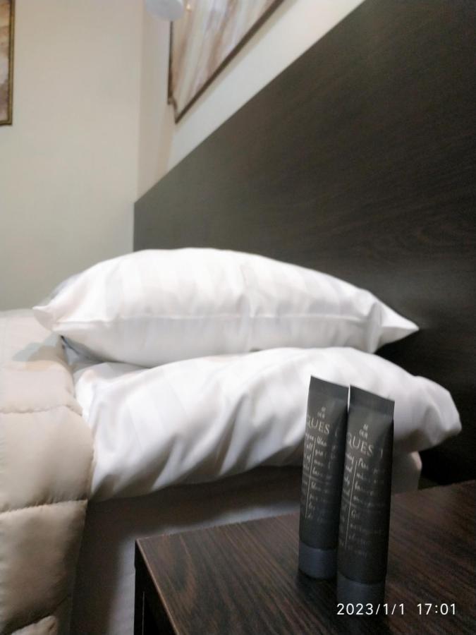 Nestg Guest House Pilipets Ngoại thất bức ảnh